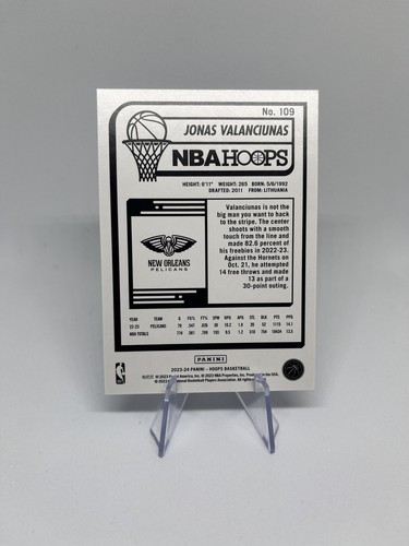 2023-24 Panini NBA Hoops - #109 Jonas Valanciunas - BLUE PARRALEL - Picture 2 of 2