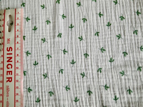 1,3x1,3 m Baumwoll- Musselin, Double Gauze f.Dreieckstücher, kleine Blätter - Bild 5 von 5