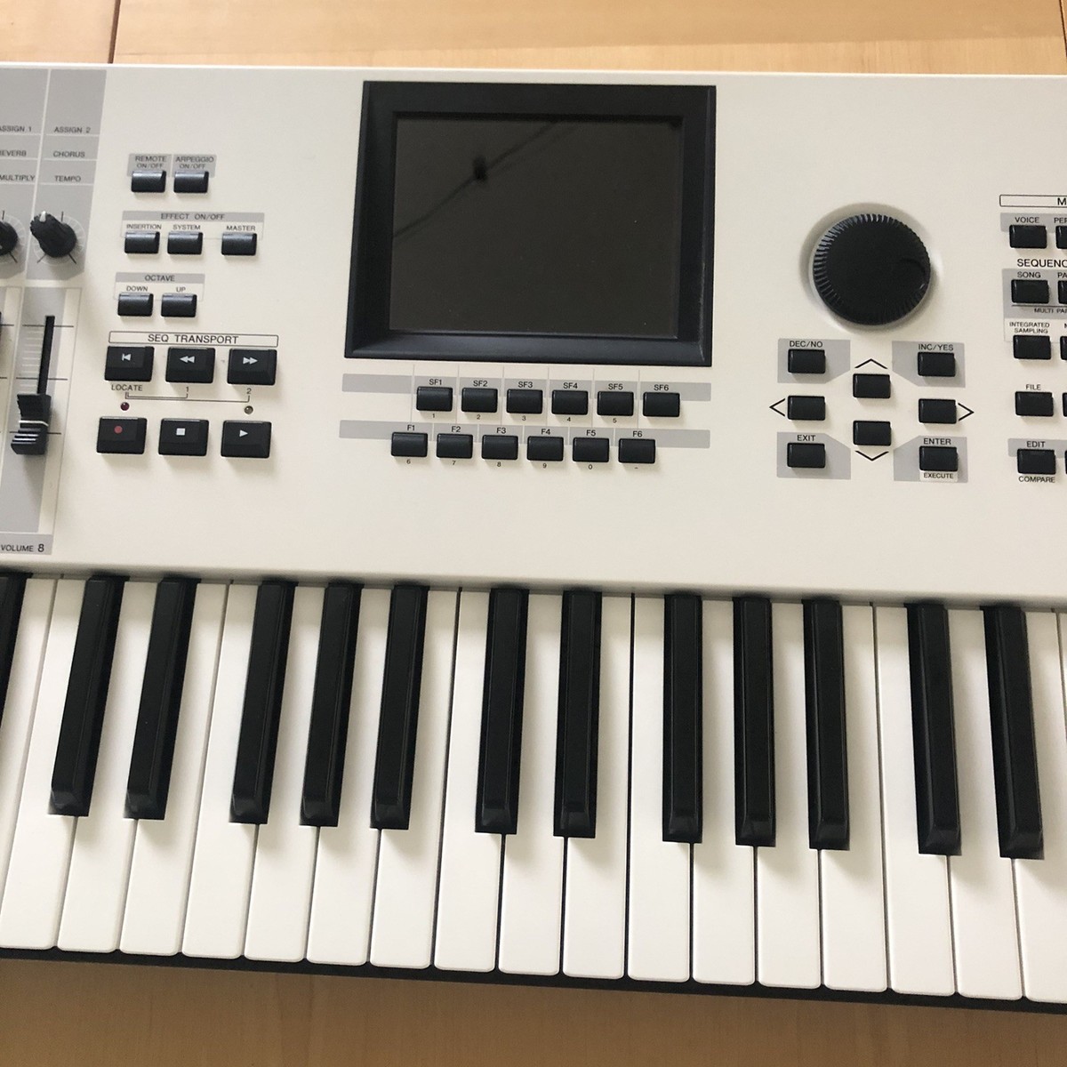 YAMAHA Motif XF7 WHITE Digital Synthesizer Synth Keyboard Musical