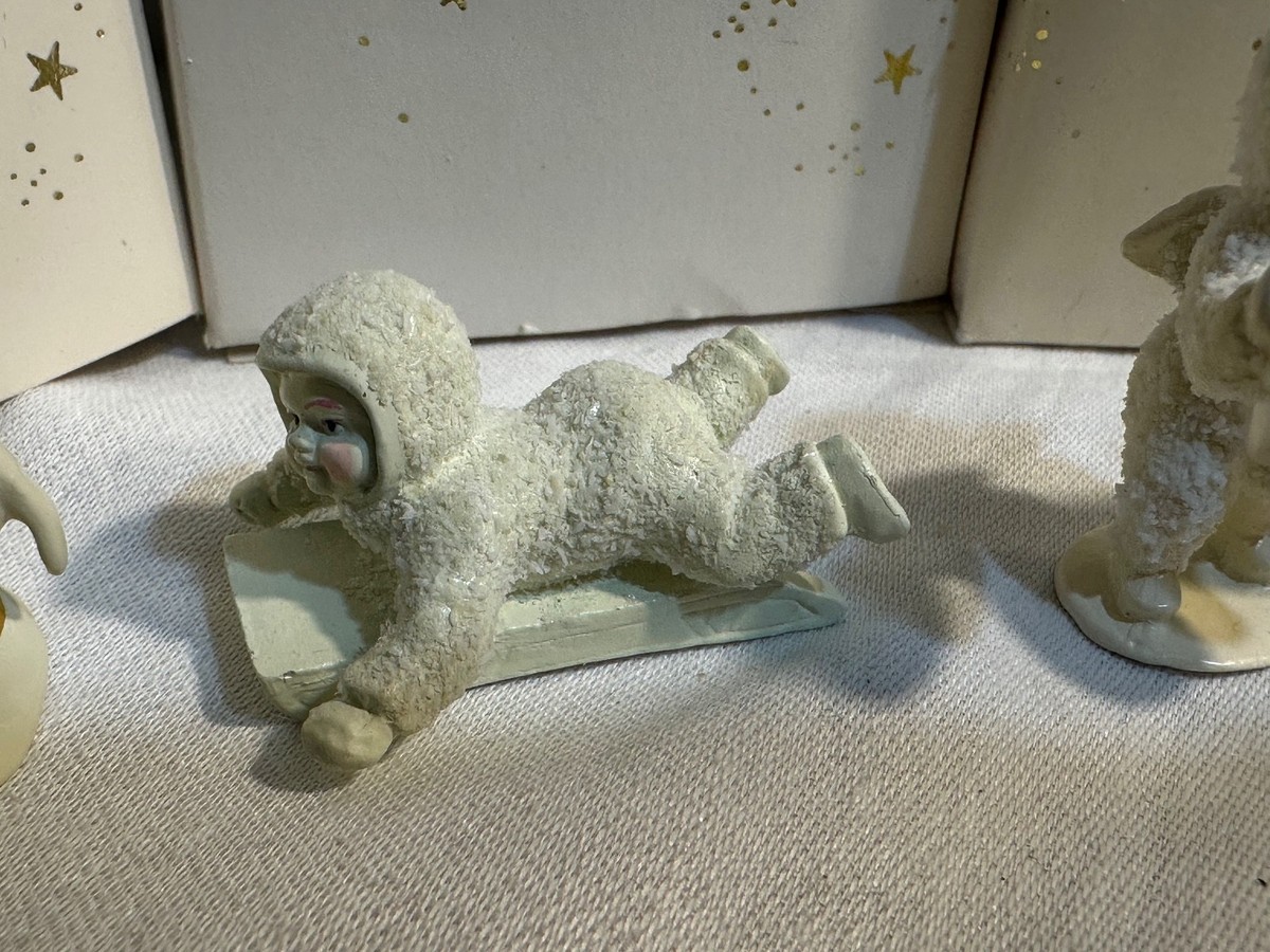 5 box sets snowbabies miniatures Department 56 with an extra tree