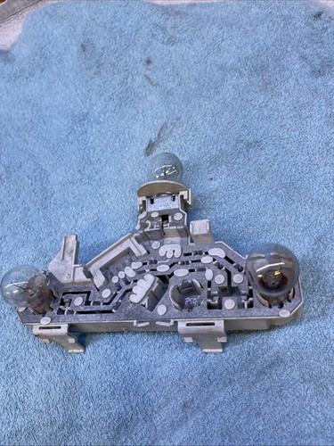 Lampenträger hinten links Rücklicht HL 6N0945257A VW Polo 6N 94-01