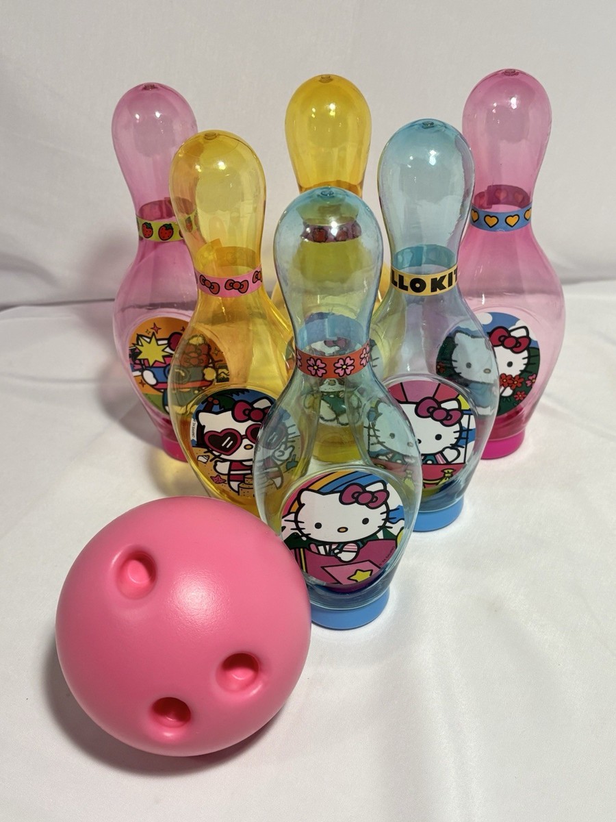 Hello Kitty Bowling Set - 6 Light up Pins and 1 Bowling Ball