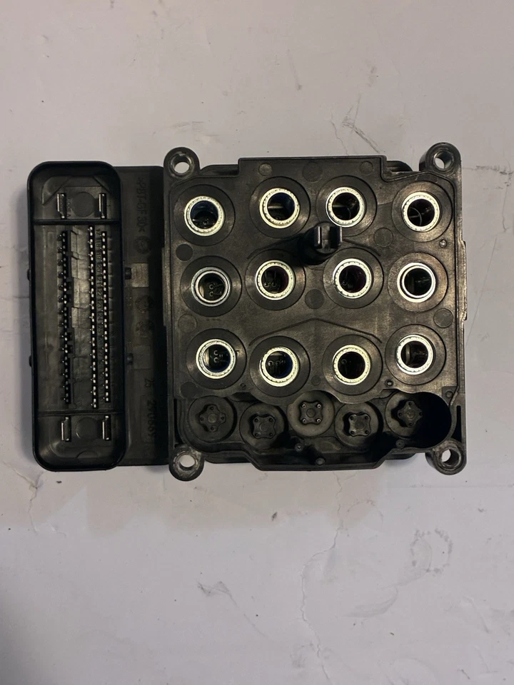 Módulo de control ABS RAM 2500 3500 2012-18 ECU SOLO P68193650AC ATE 28.5266-2501.3 Foto 4 de 4