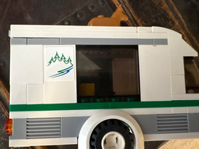 Lego CiTY - 60117 Van & Caravan complete parts, missing 2 stickers w instruction