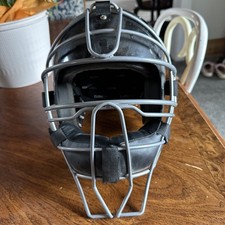 2008 adidas youth catchers helmet Size 6 3/8 - 6 7/8 Adjustable