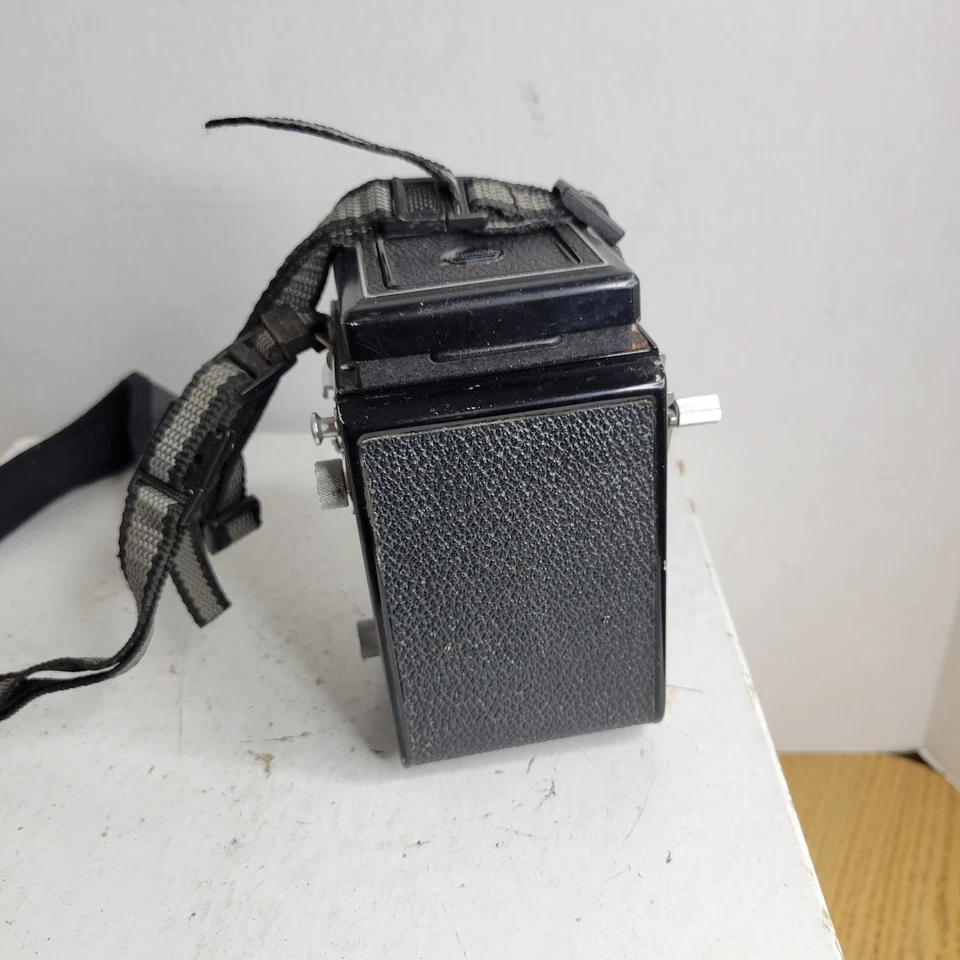 Cámara de formato medio MINOLTA AUTOCORD 6x6 Foto 3 de 4