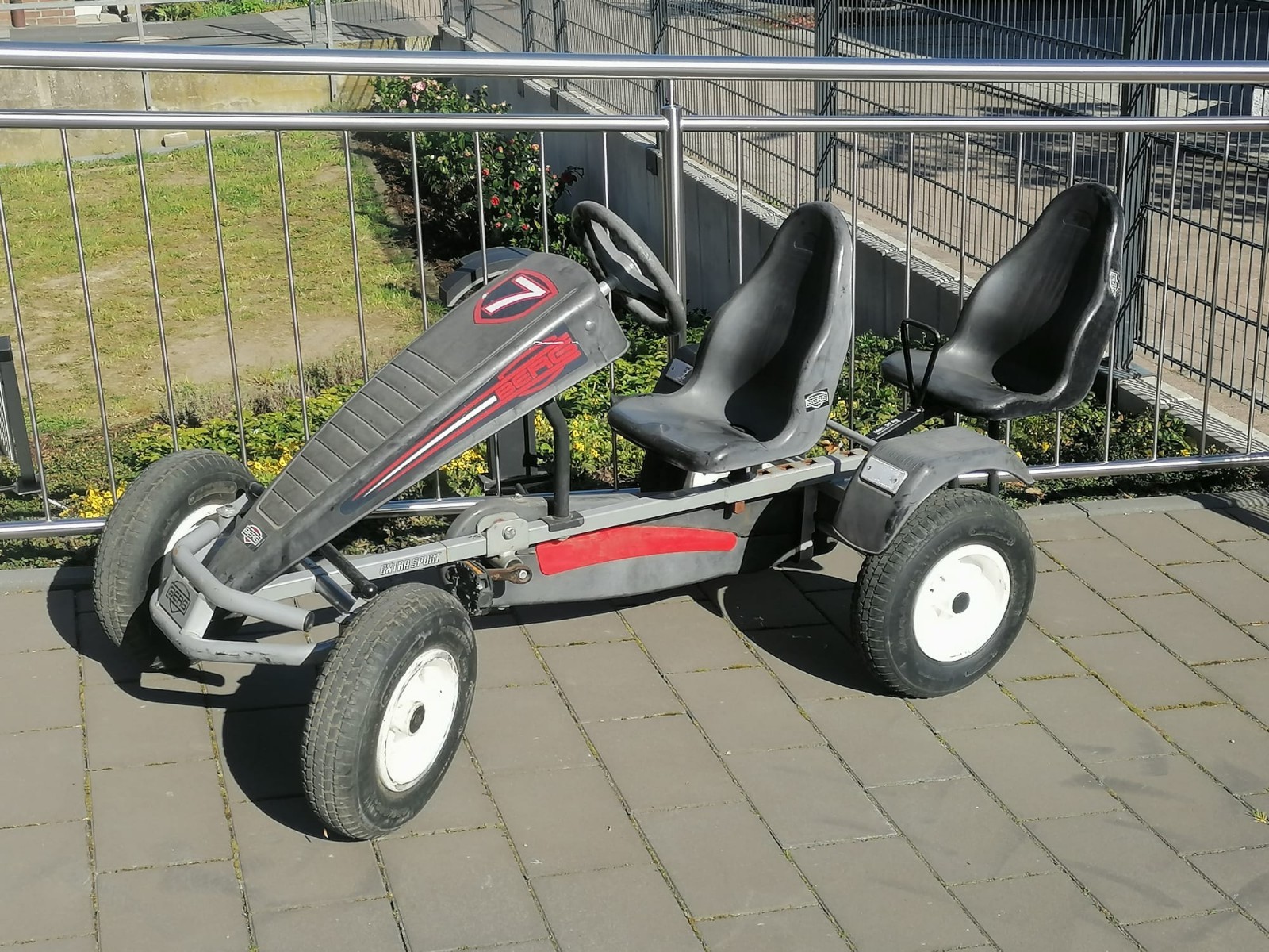 Bild 1 von 4