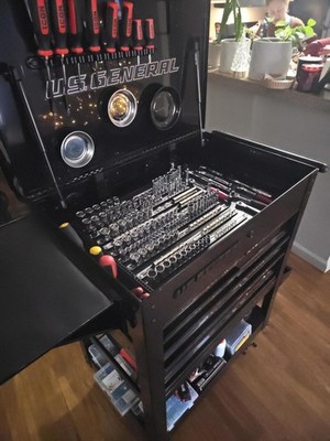 30 in 5-Drawer Mechanics Cart with Automatic Drawer Locking Feature - Black