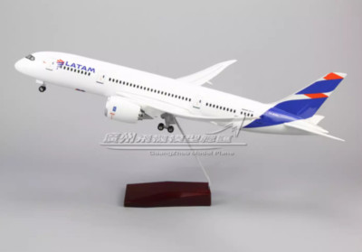 43CM 1:130 LATAM BOEING 787 Airplane Landing Gear Resin Aircraft Plane Model