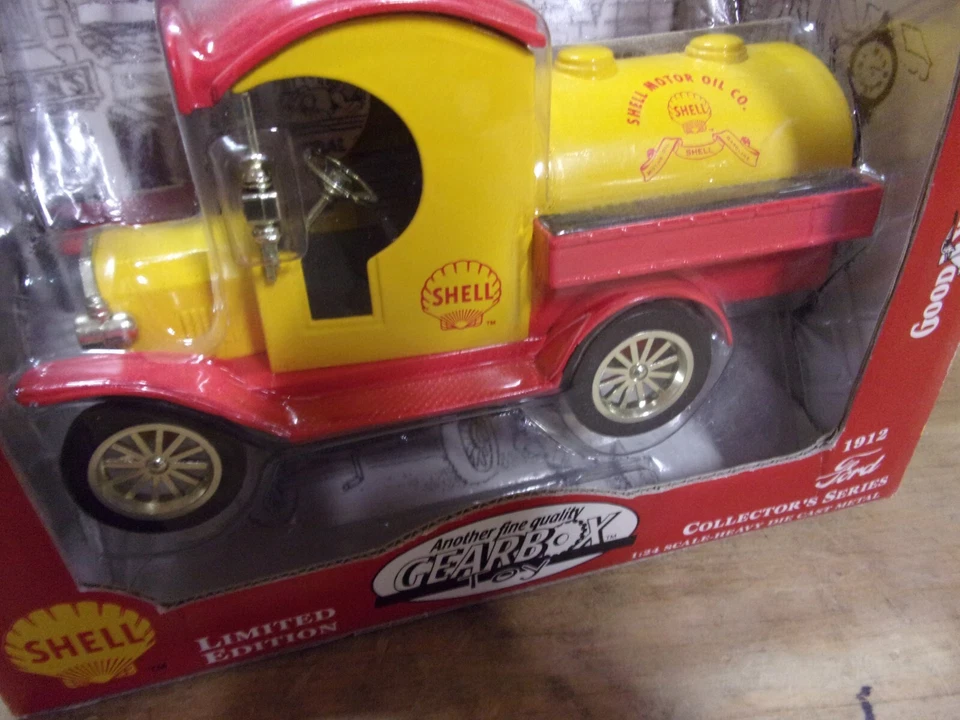 GEARBOX SHELL 1912 FORD TRUCK COIN BANK  # 76607 - Image 4 of 4