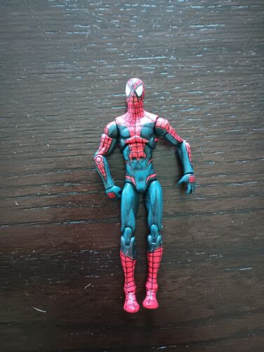 Spiderman House of M 4" 3.75 MARVEL UNIVERSE Legends Loose Near COMPLETE M18 - Picture 1 of 2