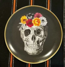 Set Of 4 Harvest Green Studio Halloween Skelton Dinner Plates With Gold Trim