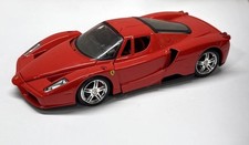 Enzo Ferrari Red Model Collectible Car Scale 1/24 Missing Mirrors Maisto
