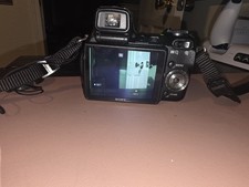 Sony Cybershot DSC-H9 Digital Camera Black 2 Batteries  Case-C2B