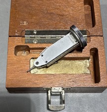 DamagedBrown&Sharpe599- 7037-3 BesTest Dial Test Indicator with Case Made In USA