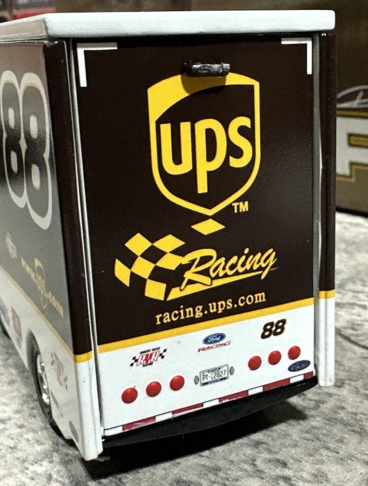 2003 Dale Jarrett #88 UPS Hauler Transporter 1/64 Action Nascar Diecast - Image 4 of 4