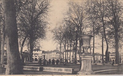 POSTCARD *12 PADUA IN THE MIDDLE OF THE FENCE OF THE LAWN OF THE VALLEY TRAVELLED 1914