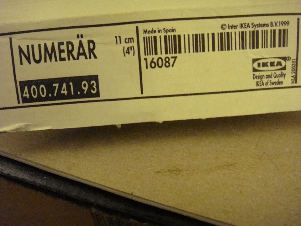 NUEVO Juego de 4 patas de gabinete/mesa Ikea Numerar 400.741.93 16087 4" aluminio plateado Foto 4 de 4