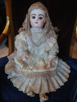 Antique doll closed mouth Francois Gaultier Gesland body BRU look