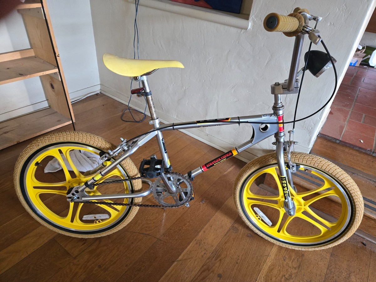 Mon Stranger Things BMX マングース Mongoose BMX Stranger Things 20” NEW IN BOX | eBay