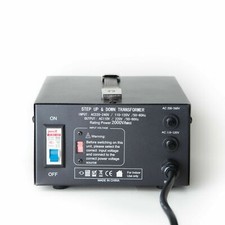 2000 Watt Voltage Converter/Transformer-Step Up/Down 110V/220V  ELC T-2000 New
