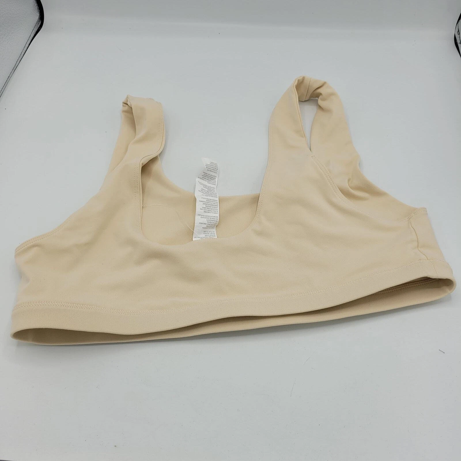 fabletics cream lola low impact athletic sports tank-bra