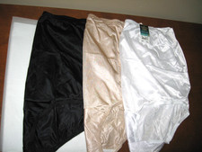 3 Pr. Vanity Fair Perfectly Yours Ravissant Tailored Briefs Sz. 9  2XL  NWT