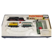 Beginners 1976 HO Fleischmann Train Set with Transformer Missing Track - AS IS