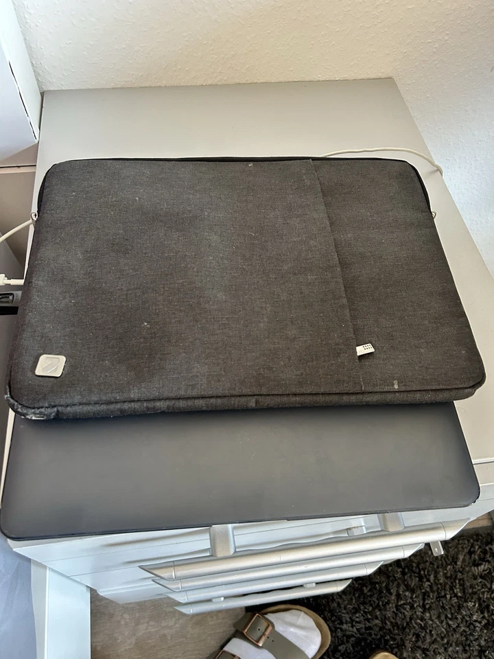 Apple MacBook Air 13" 2017 · i5 · 8GB · 128GB, Foto 2 von 4