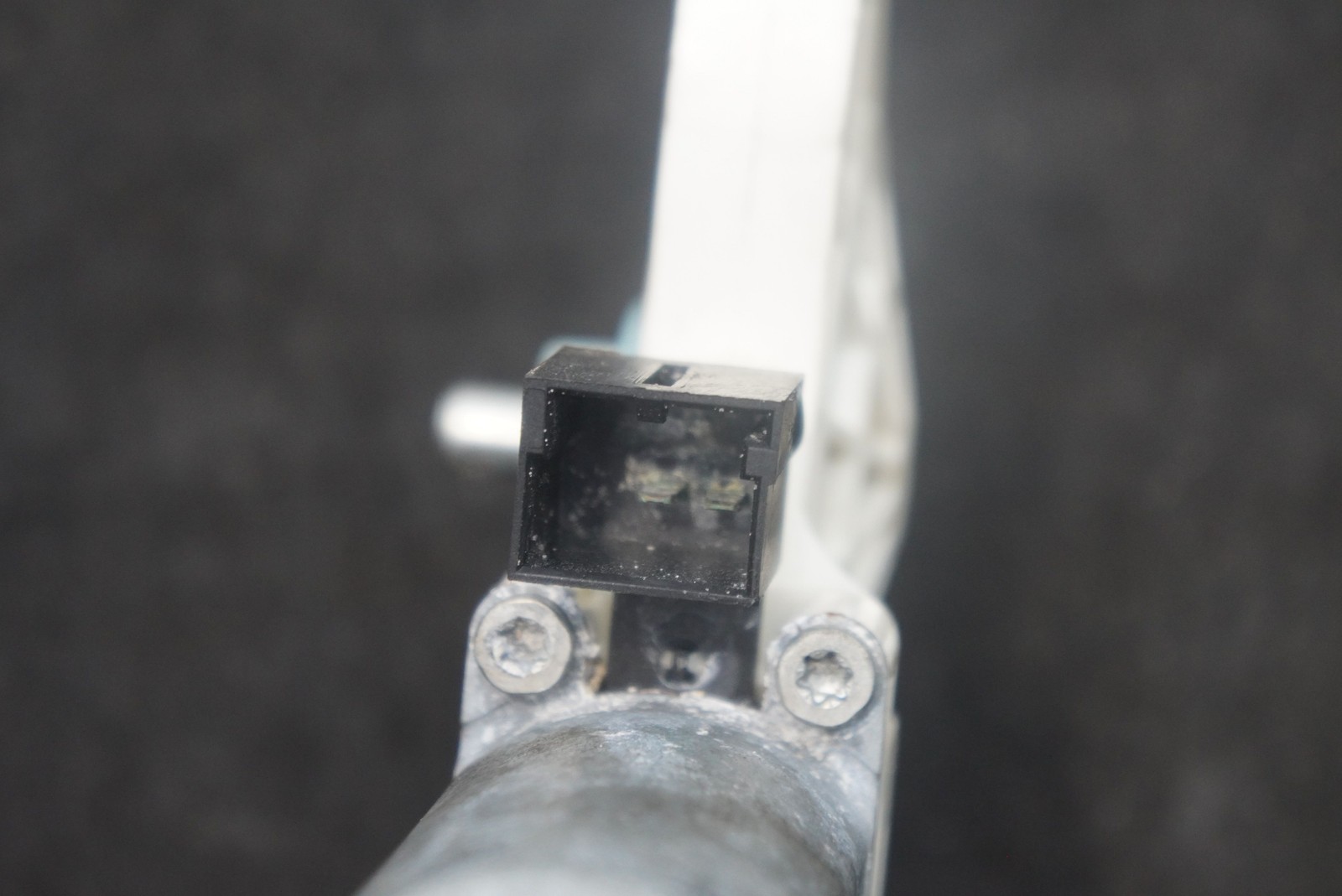 Left Front or Rear Door Window Regulator Motor Drive 4K0959802 Lamborghini Urus