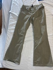 Maternity Women’s Baby style Medium Khaki Pants W/Pockets