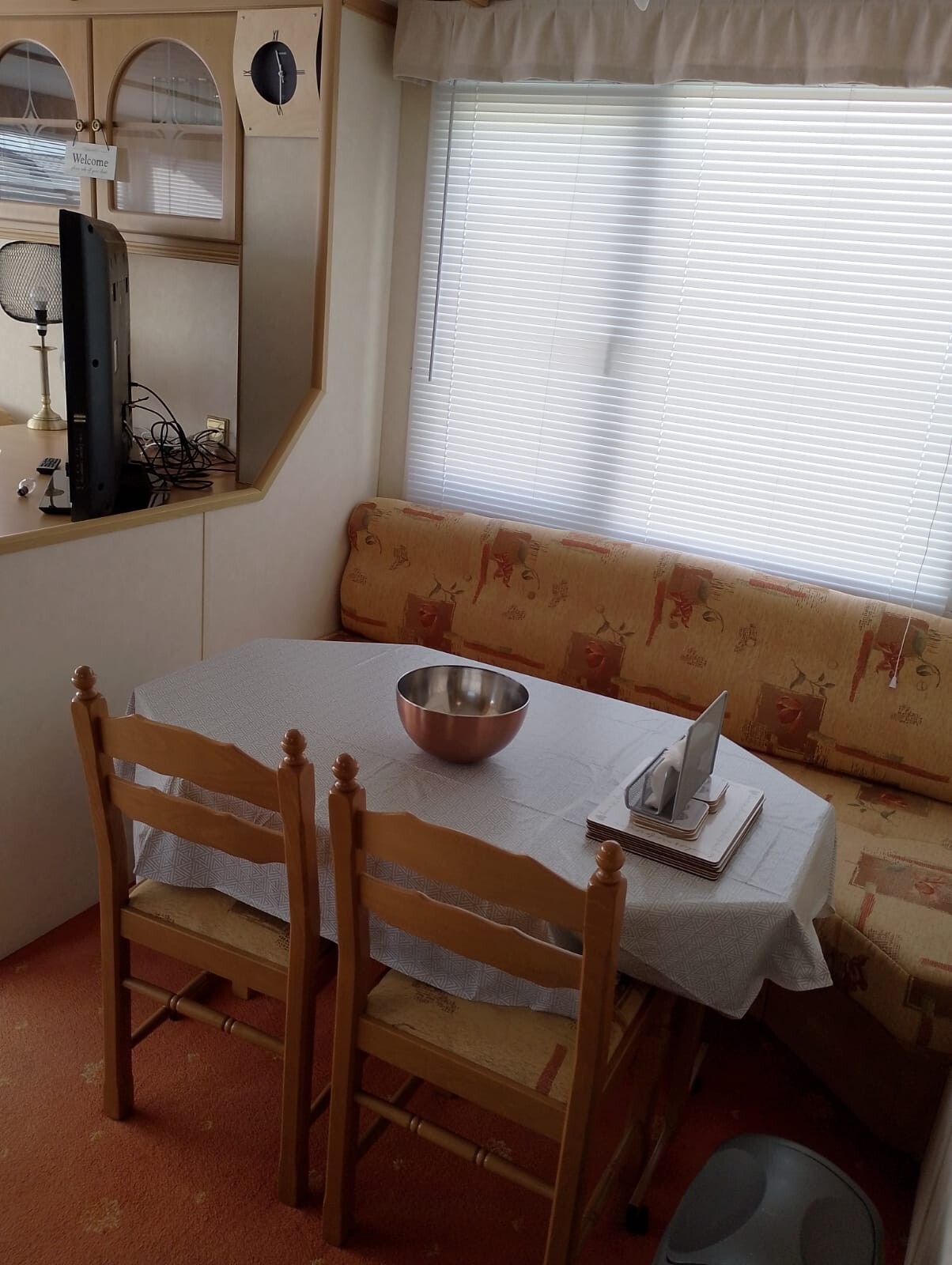 STATIC CARAVAN 6 BERTH FOR SALE SITED AT GOLDEN PALM, CHAPEL ST