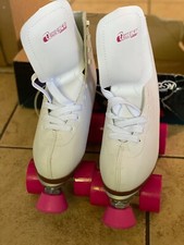 Chicago 400 Series Roller Skates, Quad Skates, Size 7, White w/Pink accents 