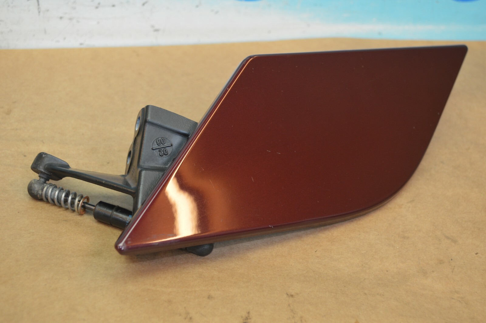 2009 ASTON MARTIN VANTAGE V8 FUEL GAS CAP COVER FLAP DOOR MERLOT RED