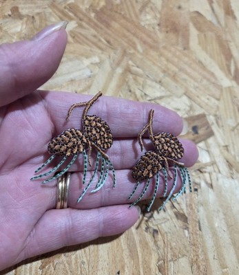 Pinecone - Pine Needles - Autumn - Fall - Embroidered Iron On Patch - 2PCS