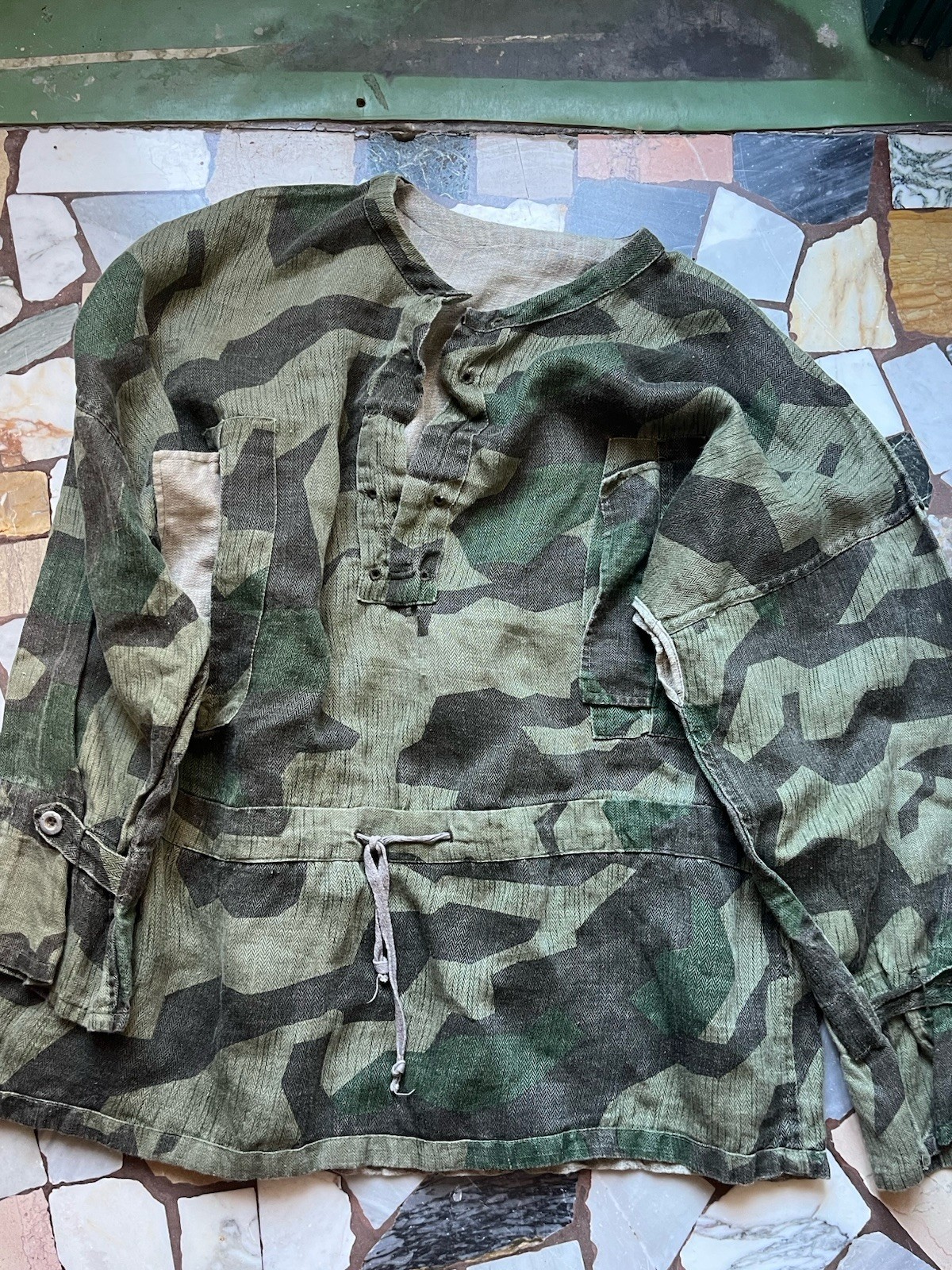 Foto 1 di 11