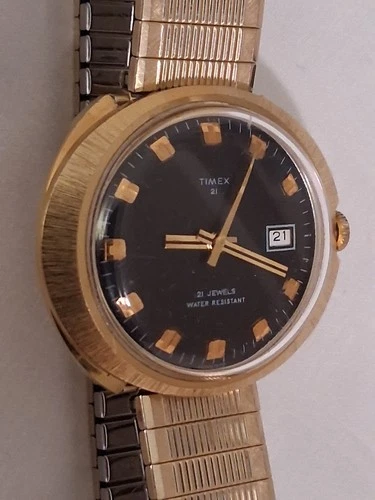 Vintage 1970s Timex Marlin UFO 36mm 21j Mechanical Wind Watch (Sweet)