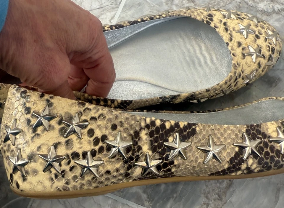 Jimmy Choo Pisos Estampado Animal con Estrellas Metal Plateado Talla IT 40 US 9 Foto 3 de 4