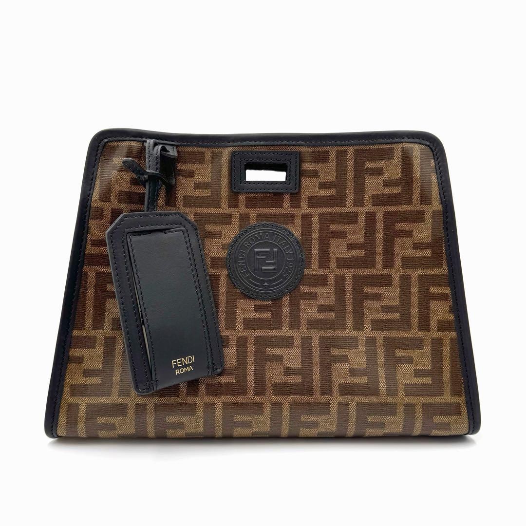 フェンディ スモール ピーカブー ディフェンダー バッグカバー ミニ