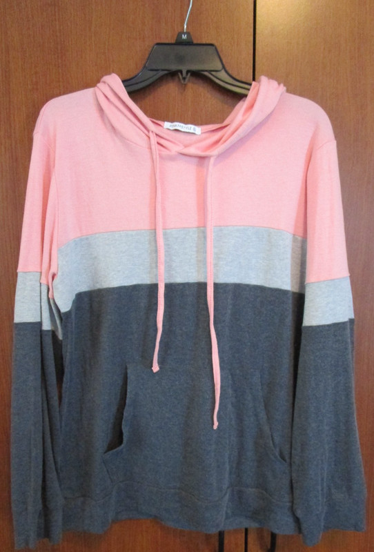 PinkMStyle Pull over Sweat Sz XL Front Pocket Bust 46 Length 27 in No Fabric Tag