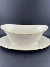 Lenox Special L31 Gravy Boat with Attached Underplate Bone China