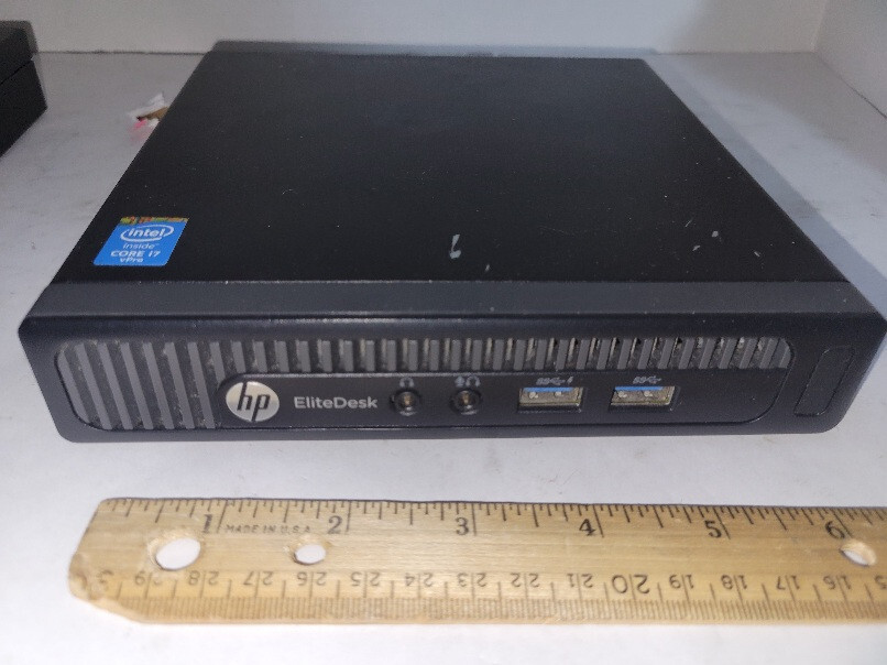 HP EliteDesk 800 G1 Model: TPC-F063-DM Win 8 For Parts not working