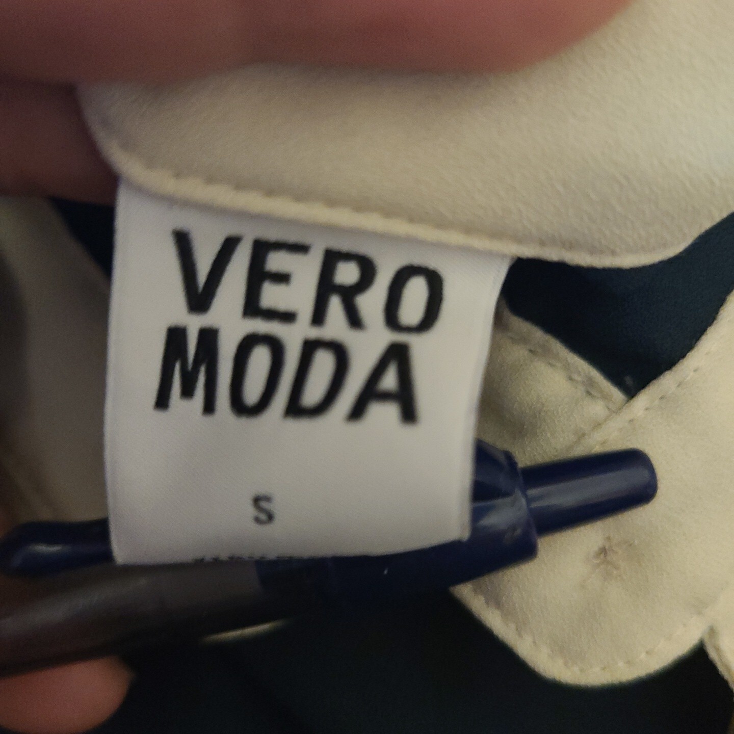 Vero Moda Collared Button Down Navy Blue With Bei… - image 5