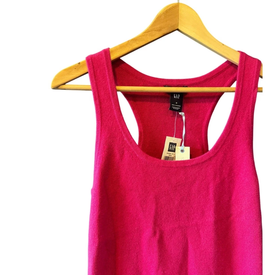 NWT GAP | 100% Cashmere Fuchsia Racerback Knit Tank | Size Medium - Image 2 of 4