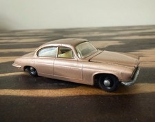 Vintage 1964 Lesney Matchbox #28 Jaguar MK 10 Diecast Car