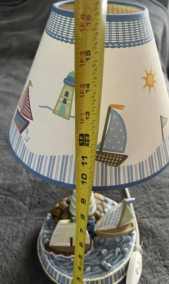 Ropa de cama de cuna náutica y decoración de habitación Foto 4 de 4