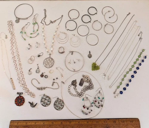 Vintage & Modern Sterling Silver Jewelry Lot, Necklace, Pendants, Earrings Scrap