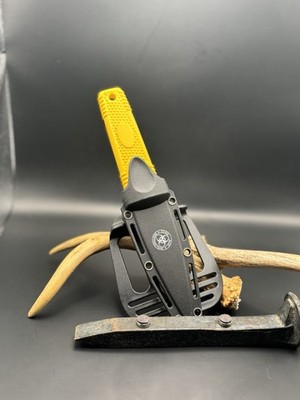 Zombie Response Team Belt Dagger