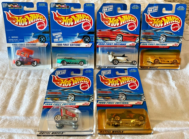Hot Wheels 1998 First Editions 6 Assorted vehicles
