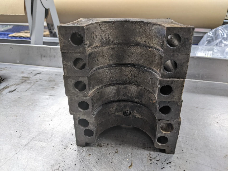 发动机缸体主盖适用于 96-99 雪佛兰 k1500 5.0 — 第 3/4 张图片